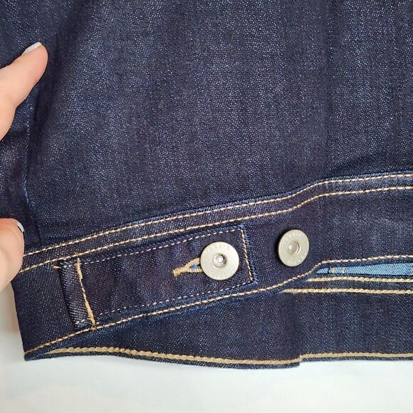 5X 28W Torrid Denim Dark Wash Cropped Vest Cotton Collar Button Front Sleeveless - Picture 8 of 9